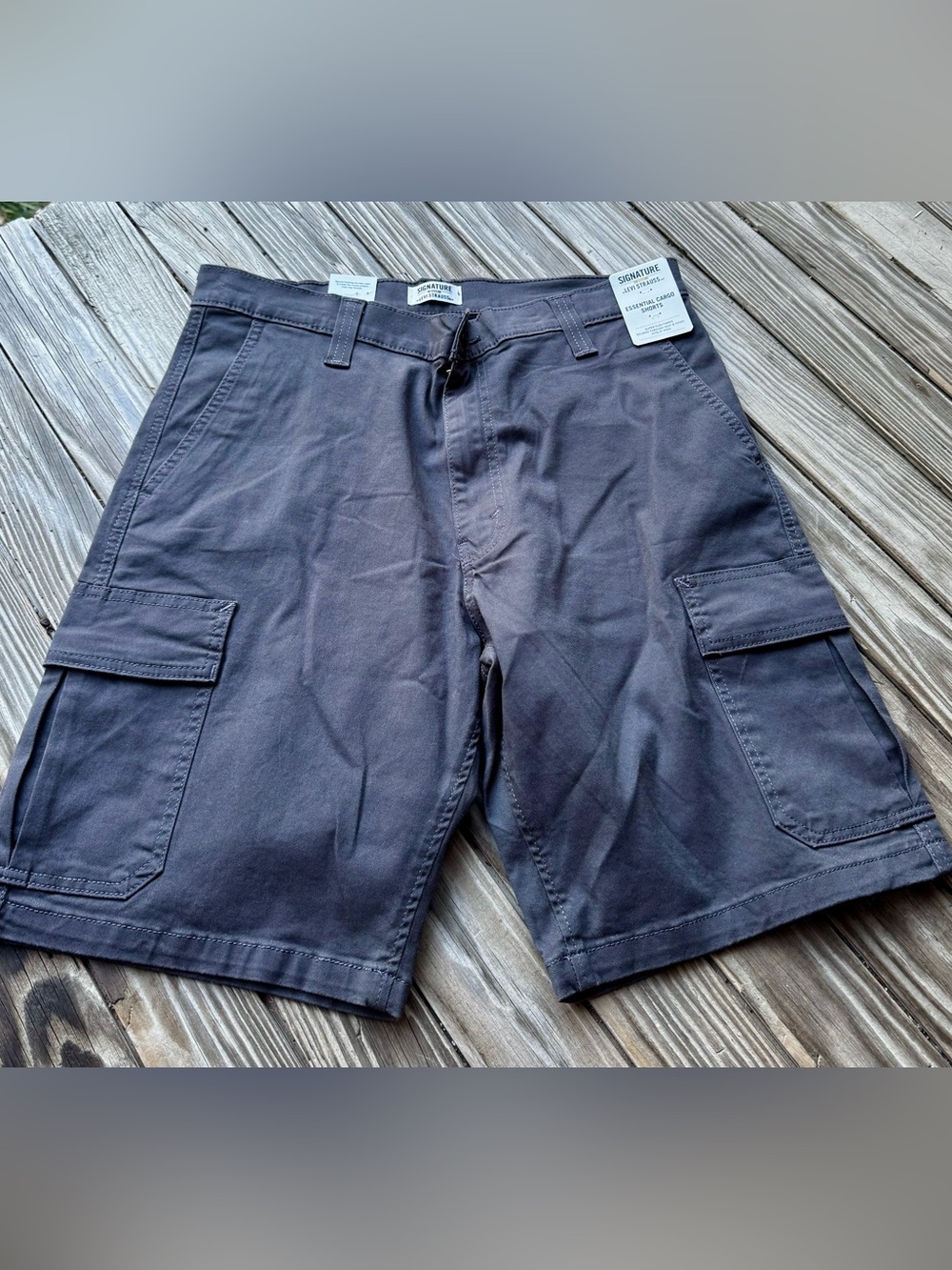 Men's Size 33 Levi Strauss & Co. Cargo Shorts - Charcoal